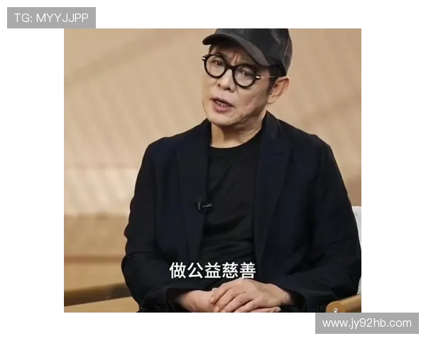 李连杰与姚明身高对比探讨中国武术与篮球的身高优势与影响 李连杰与姚明身高对比探讨中国武术与篮球的身高优势与影响